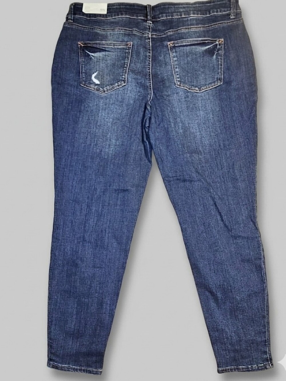 Maurices XXL Distressed Mid-Rise Tapered Jeans – NWT - Picture 2 of 10